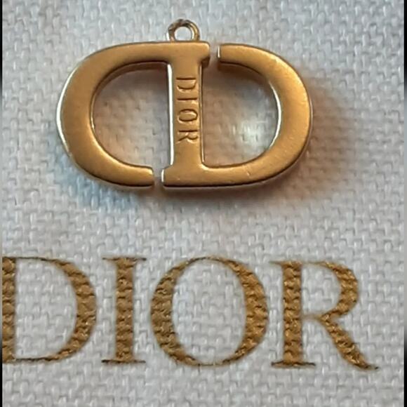 Stamped Dior Earring Finding on 18k Gold Filled 18" Chain - Picture 4 of 6